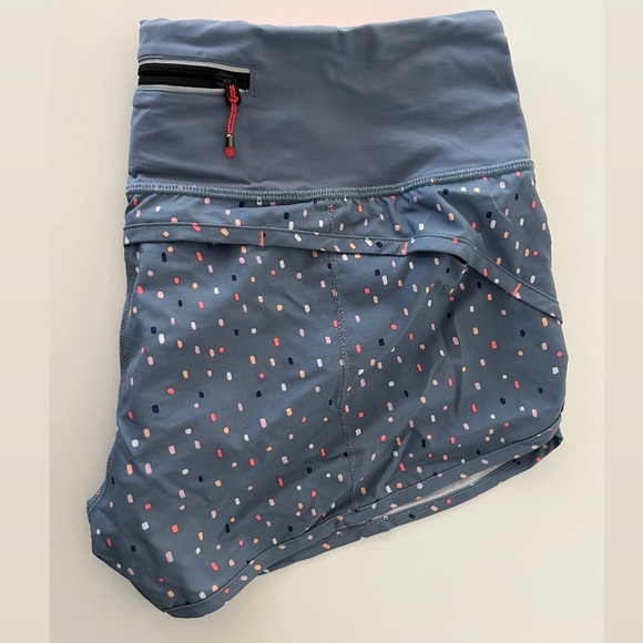 lululemon | Speed Short | Size 8 | Confetti Cake Multi/Blue Denim - Picture 4 of 6